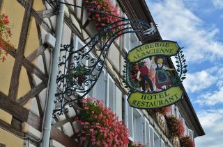 Restaurants alsaciens et accords mets vins locaux en plein retour